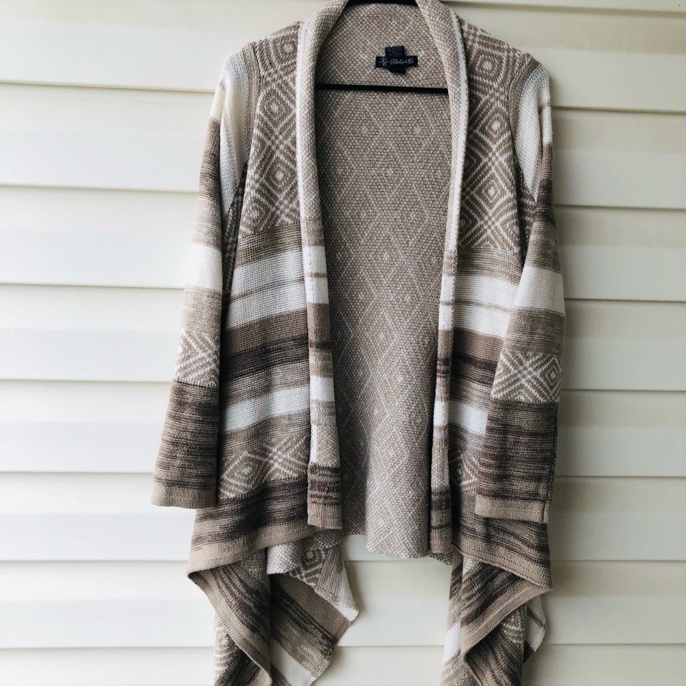 Aztec Pattern Cardigan Sweater - Picture 4 of 5